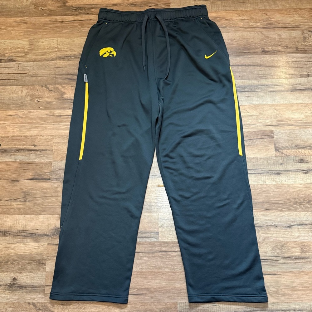 Y2K Nike Fit Team Iowa Hawkeyes Jogger Sweatpants